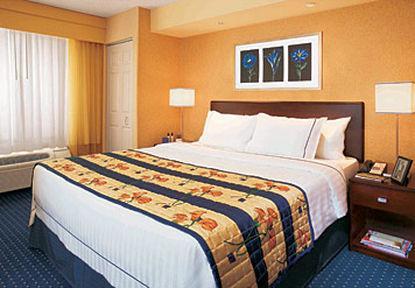 สตูดิโอส์ แอนด์ สวีตส์ โฟร์ เลส กัม โรด Hotel เชซาพีค ห้อง รูปภาพ
